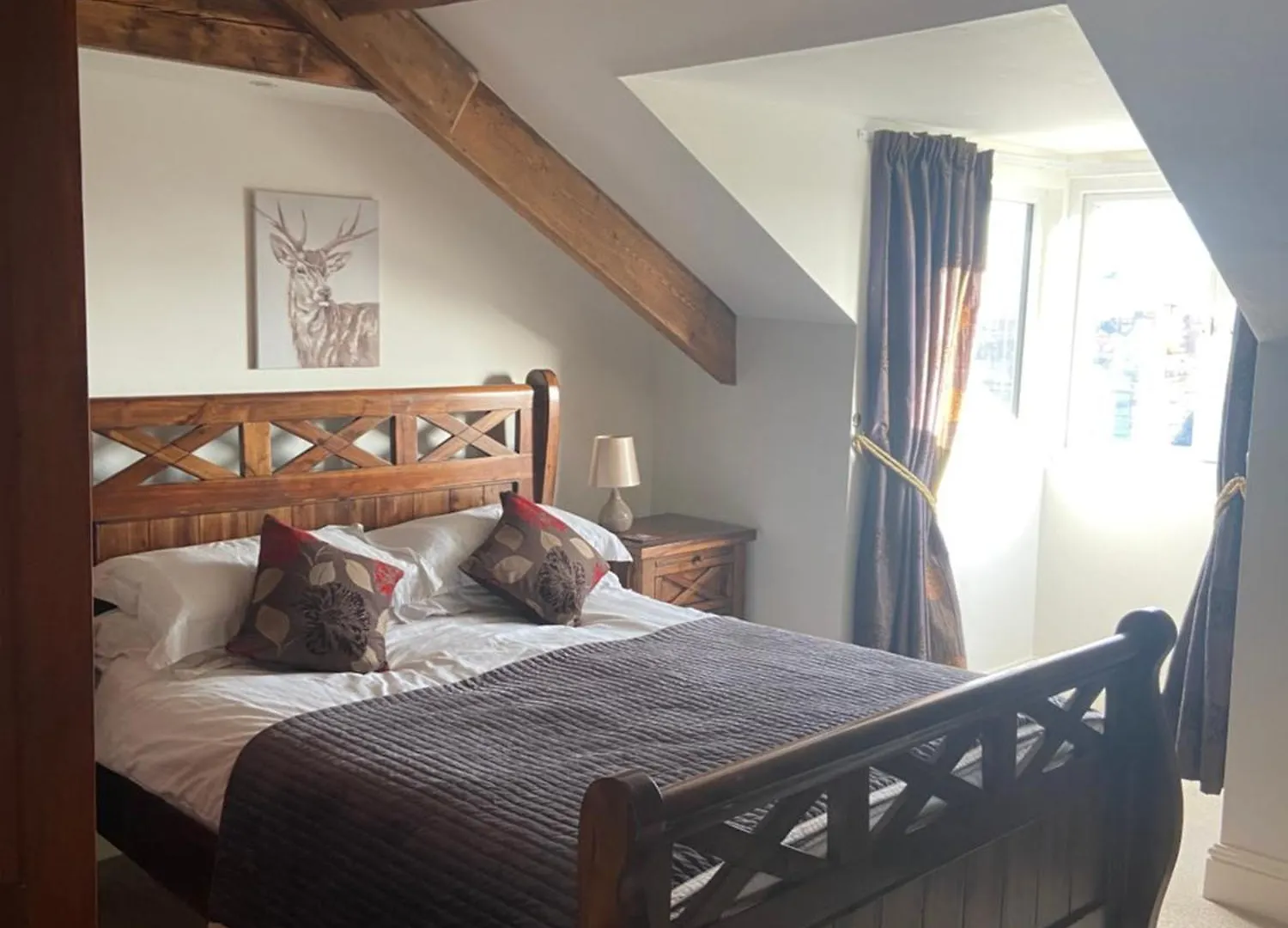 County Loft Penthouse Apartment Whitby