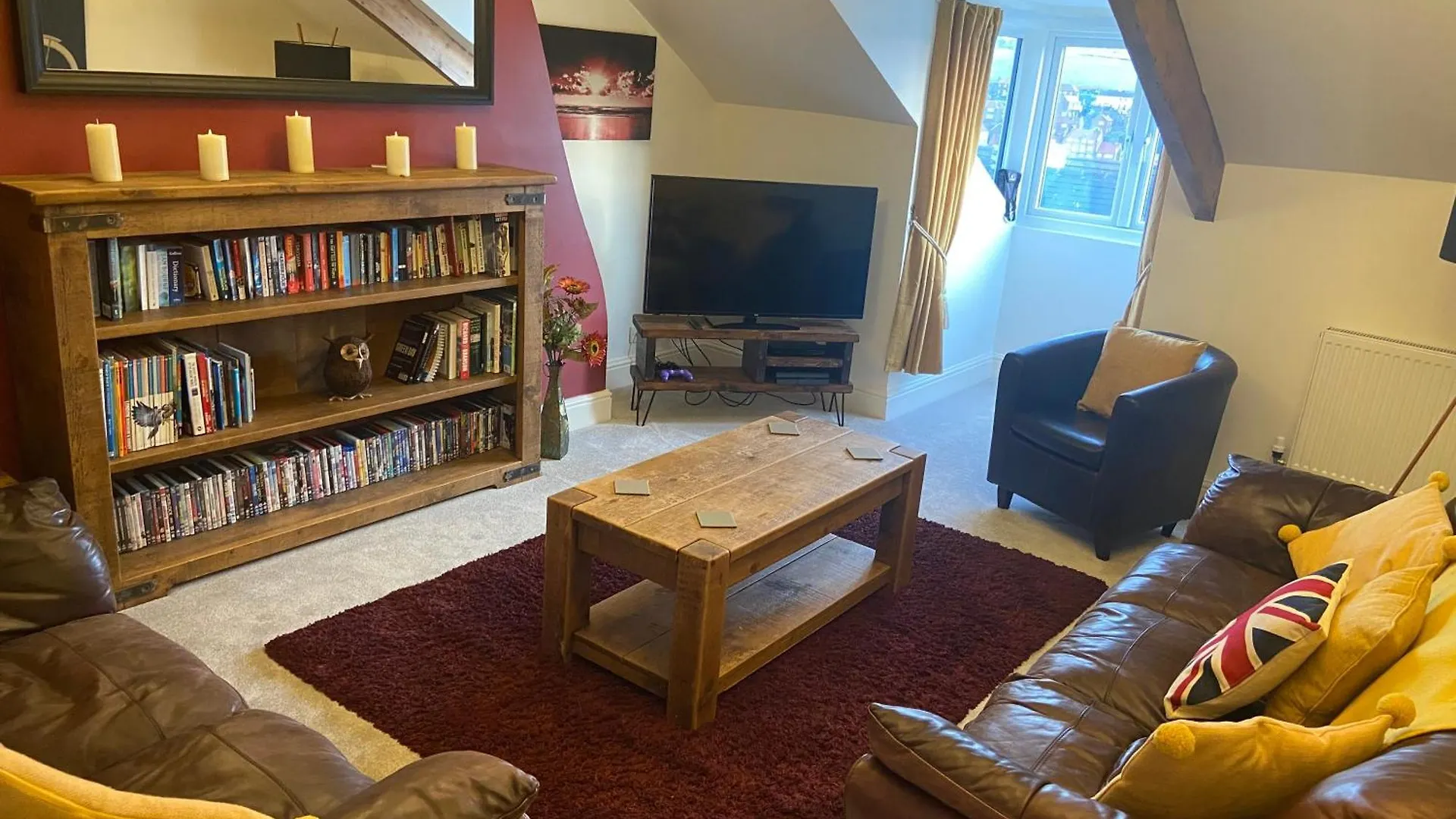 County Loft Penthouse Apartment Whitby